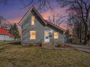 624 Williams St, Belding, MI 48809