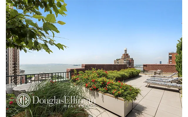 Rented by Douglas Elliman | media 65