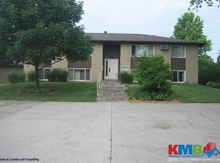 2029 9th St #2-02, Coralville, IA 52241