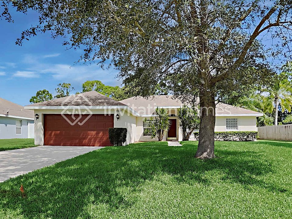 1st image of 409 NW Concord Dr