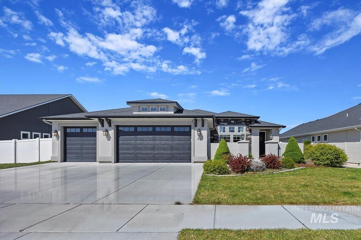 811 Sunshine Dr, Twin Falls, ID 83301 | Zillow