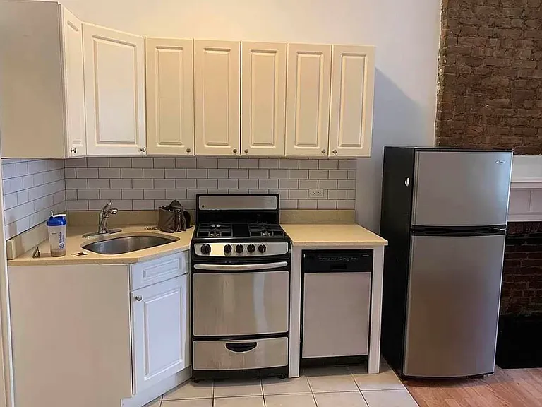 60 E 34th St #3F — Photo 2