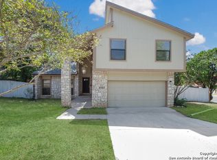 8302 Shallow Creek Dr, San Antonio, TX 78251