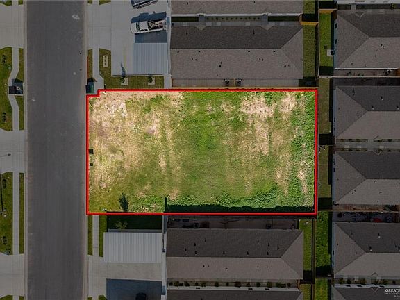2nd image of 3307 Wolf Creek Ave