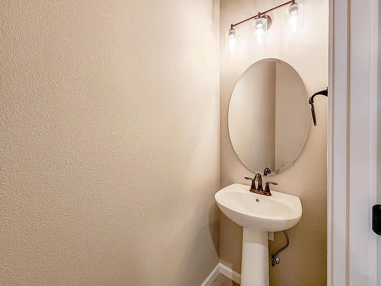 4245 SE Fortress Ln — Photo 20