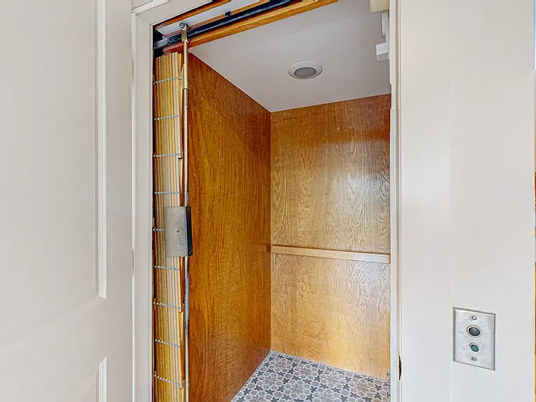 Elevator