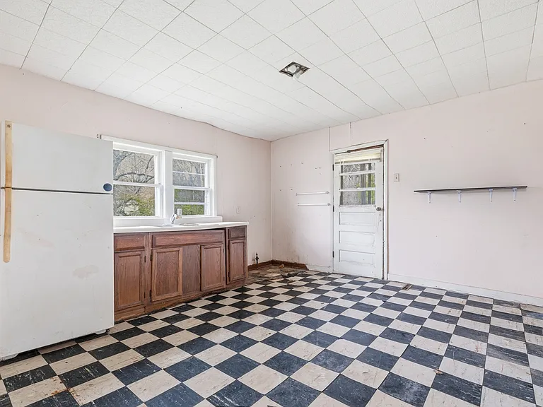 1402 Alabama St — Photo 5