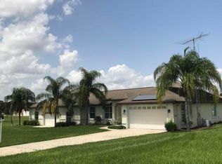 15949 SE 176th Pl, Weirsdale, FL 32195