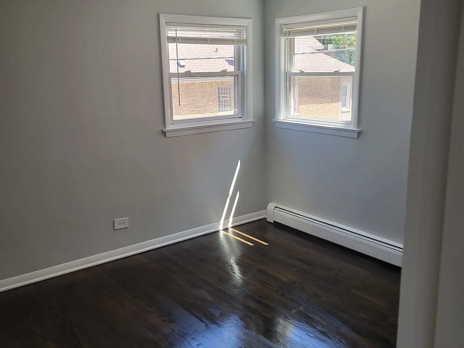 2 bed, 1200 sqft, $1,790 — Photo 2