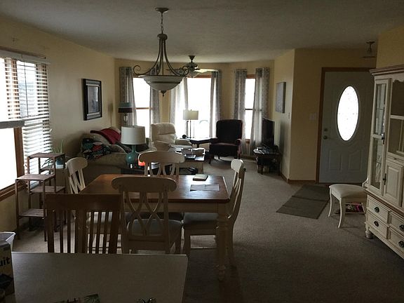 Dining & living room