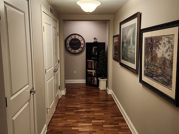 5th image of 1060 Grand Ave Unit 300