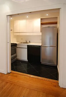 Rented by WAM Partners - William Moses Co. | media 87