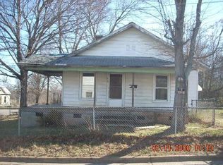 615 Pine St, Burlington, NC 27217