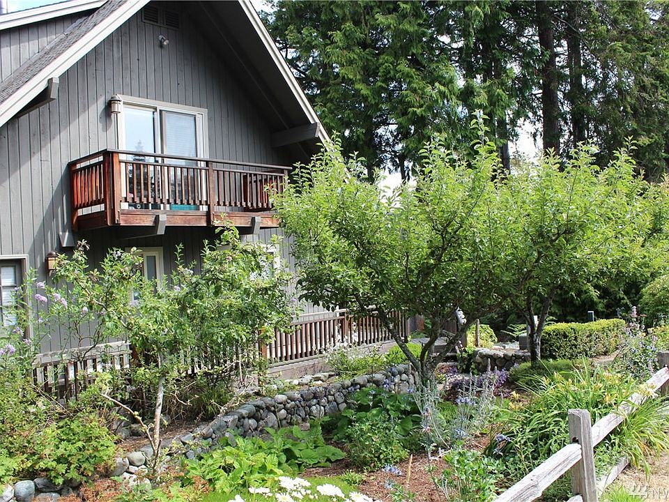 S/W view of Res. Apple trees