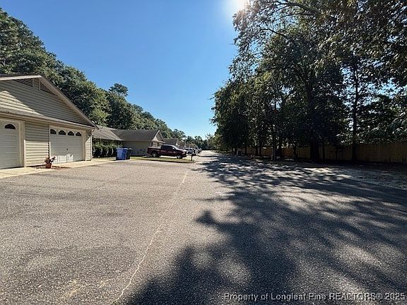 2nd image of 501 Lumberly Ln