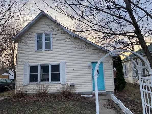 321 S Main St, Lake Crystal, MN 56055