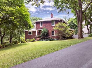 26 Aurora Dr, Asheville, NC 28805