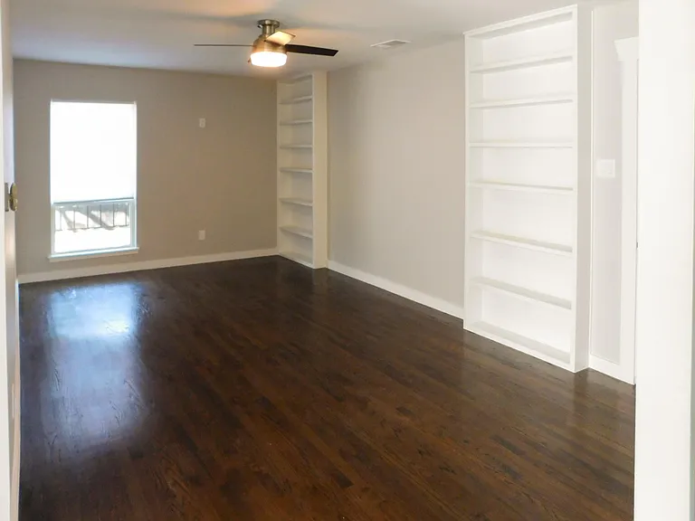 1001 Cardinal Ln — Photo 14