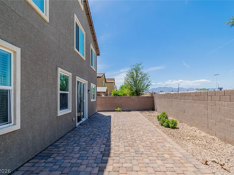 5344 Jade Crystal Ave — Photo 25