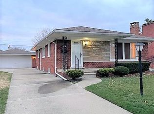 5705 Rouge Cir, Dearborn Heights, MI 48127