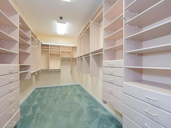 4th image of 12016 Lakeshore Dr