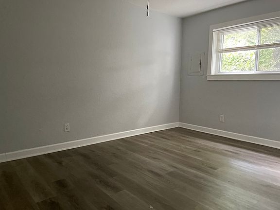 2nd image of 2502 Leo St #1