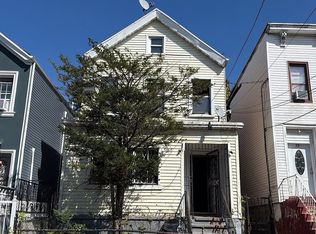 71 Milford St, Brooklyn, NY 11208
