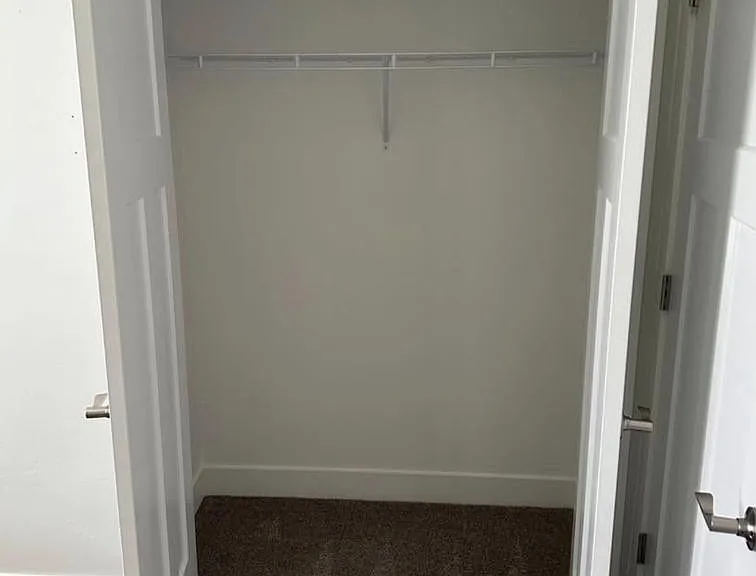 Unit Photo