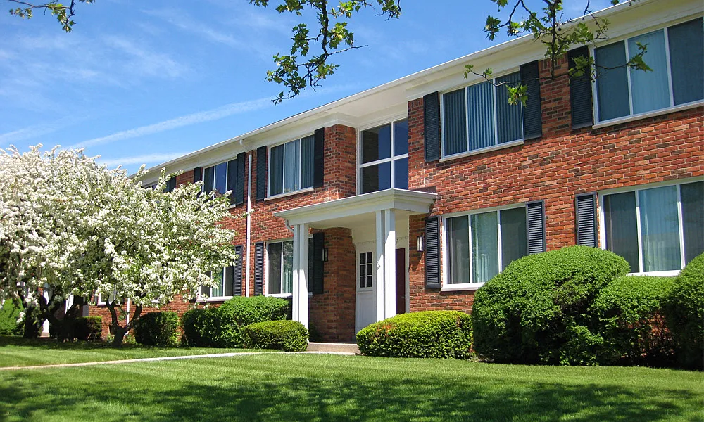 Haven at Grosse Pointe — Photo 1