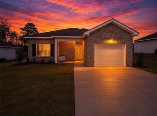 7175 King Rd, Valley, AL 36854