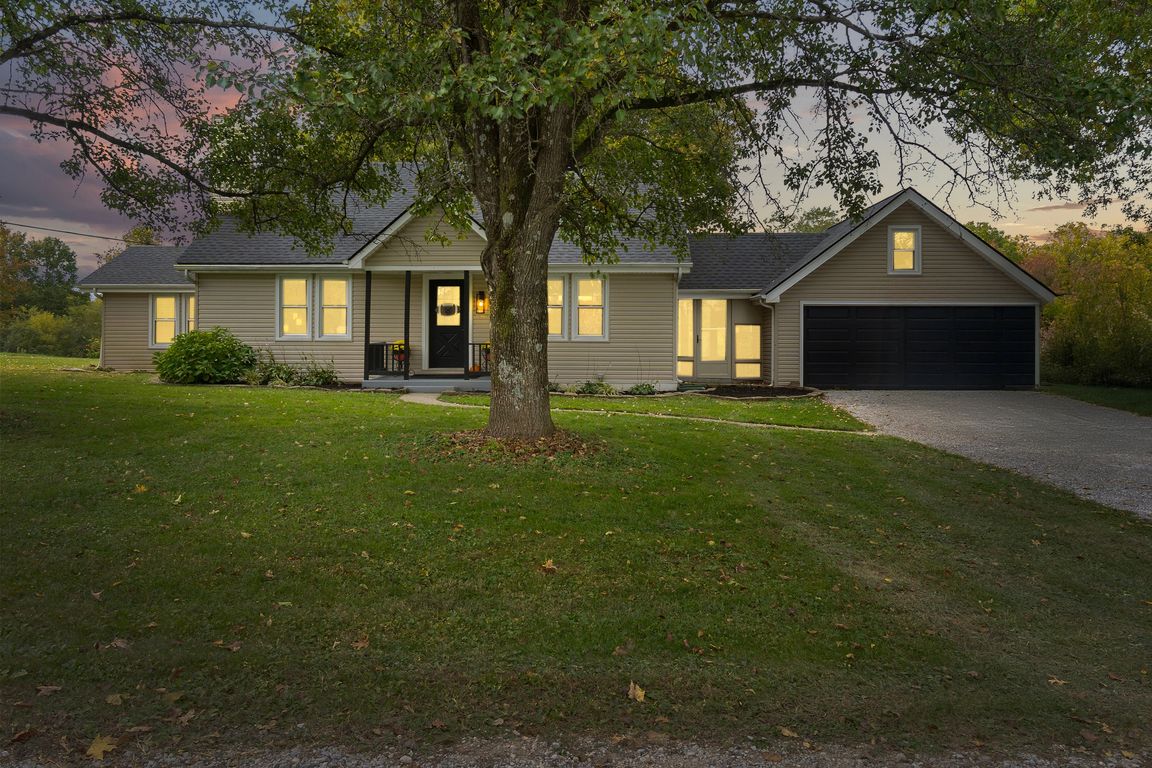 next background image