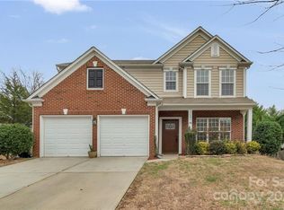 2621 Keziah Rd, Matthews, NC 28105