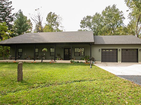 3rd image of 6400 Grand Blvd