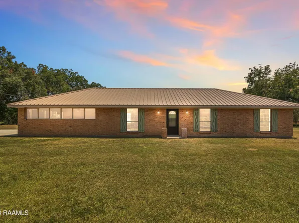 1055 Eddie Ray Rd, Breaux Bridge, LA 70517