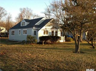 315 Grove Ave, Patchogue, NY 11772