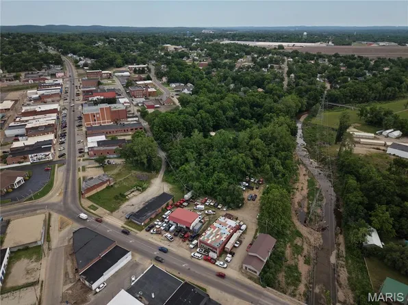114 W Main St, Park Hills, MO 63601