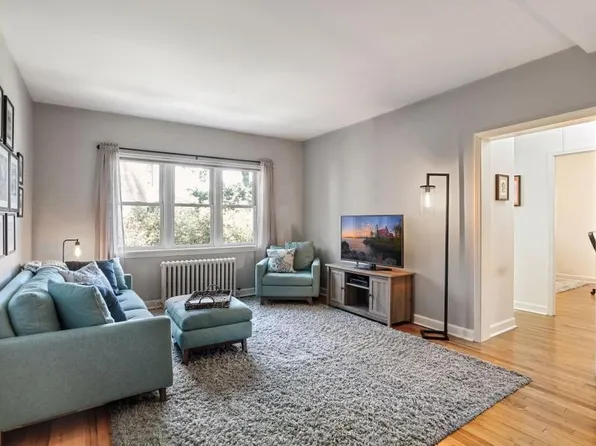 3128 W Bde Maka Ska Blvd APT 414, Minneapolis, MN 55416