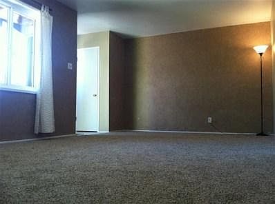 1st image of 3113 Palomas Dr NE