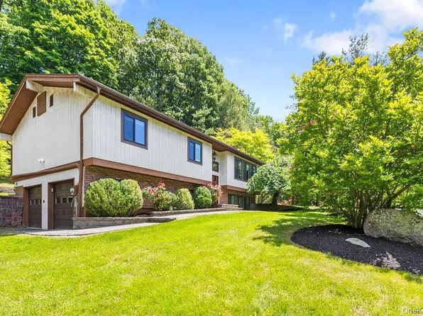 16 Brookside Drive, Pomona, NY 10970