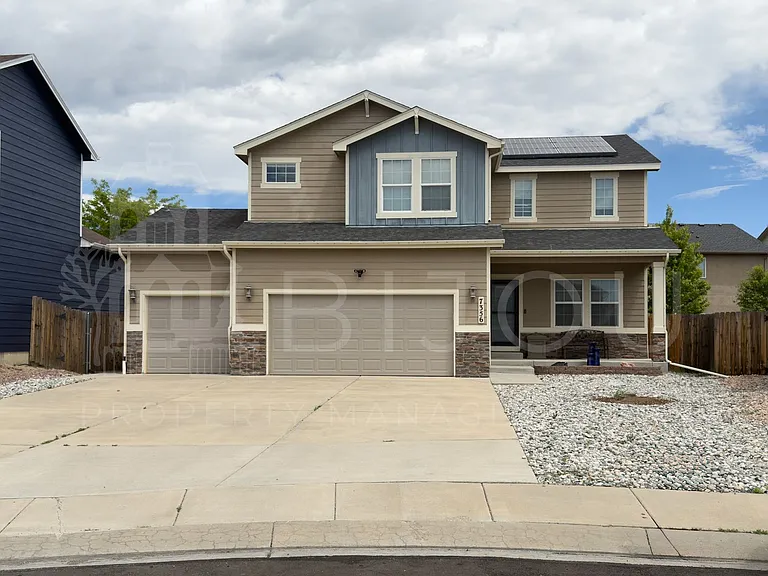 7356 Big Prairie Ct — Photo 1