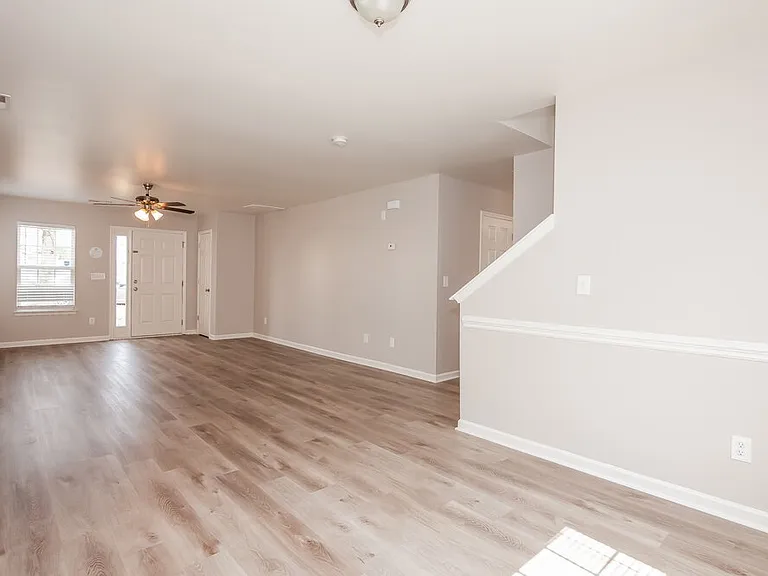 3236 Reid Brook Ln — Photo 5