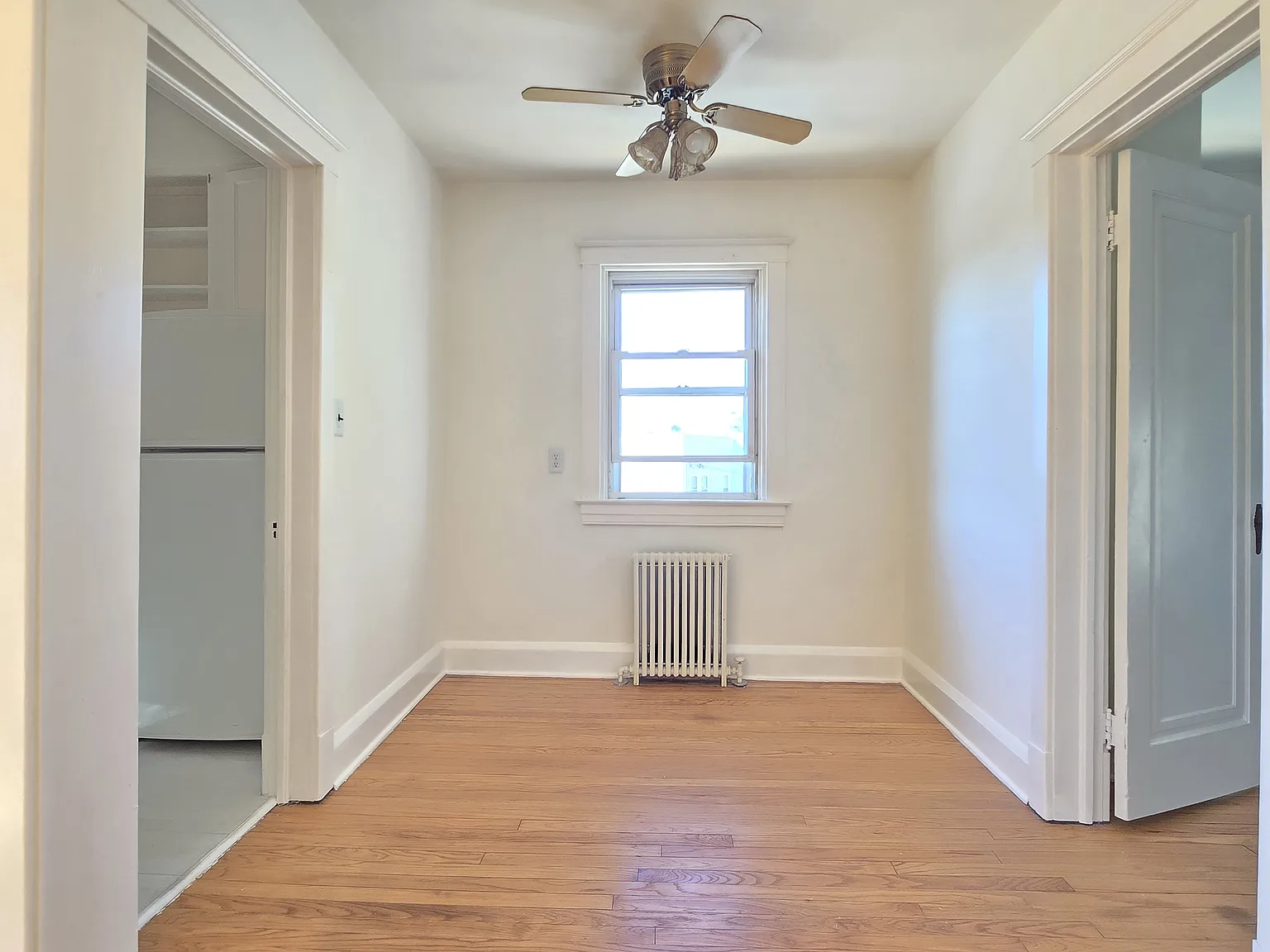 2 bed, 875 sqft, $1,550 — Photo 3