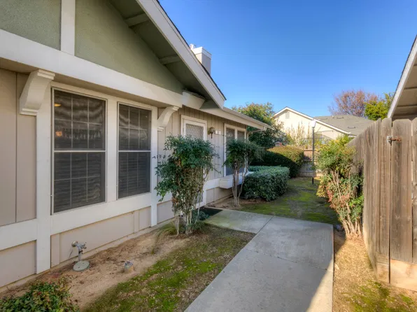 5455 N Marty Ave APT 160, Fresno, CA 93711