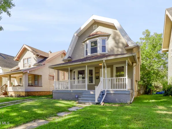 2421 Fulton St, Toledo, OH 43620