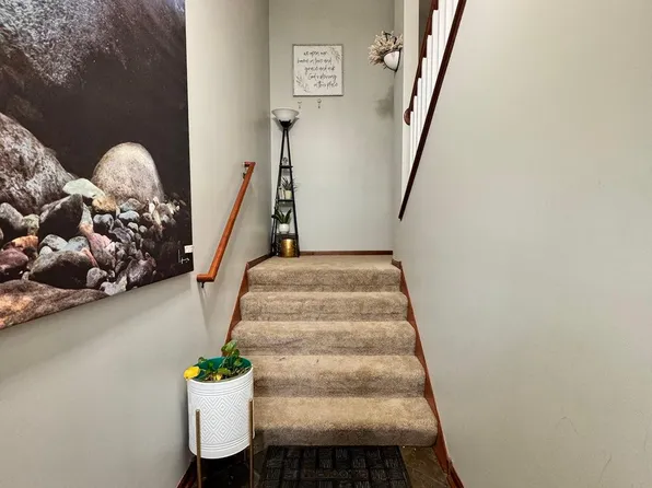 (undisclosed Address), Apple Valley, MN 55124