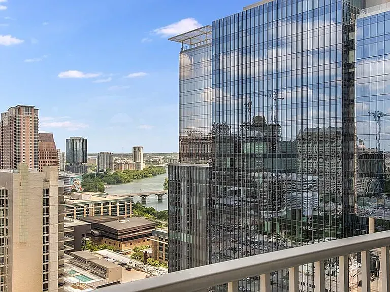 1 bed, 728 sqft, $3,000 — Photo 1