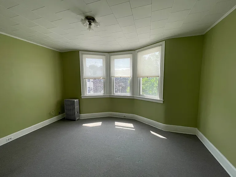 57-60 Cooper Ave #2 — Photo 9