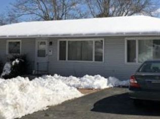 6 Bangor St, Worcester, MA 01604