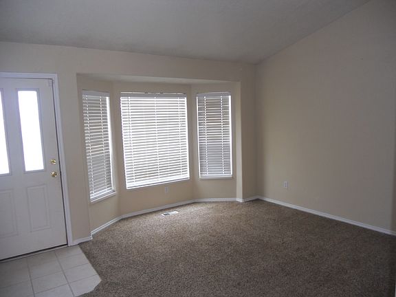 2nd image of 706 N Murdock Dr