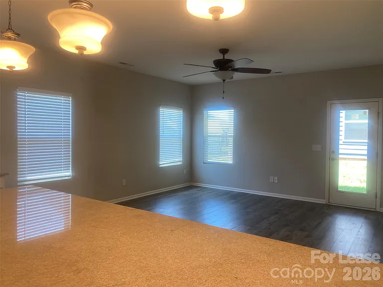 50155 Robins Nest Ln — Photo 6